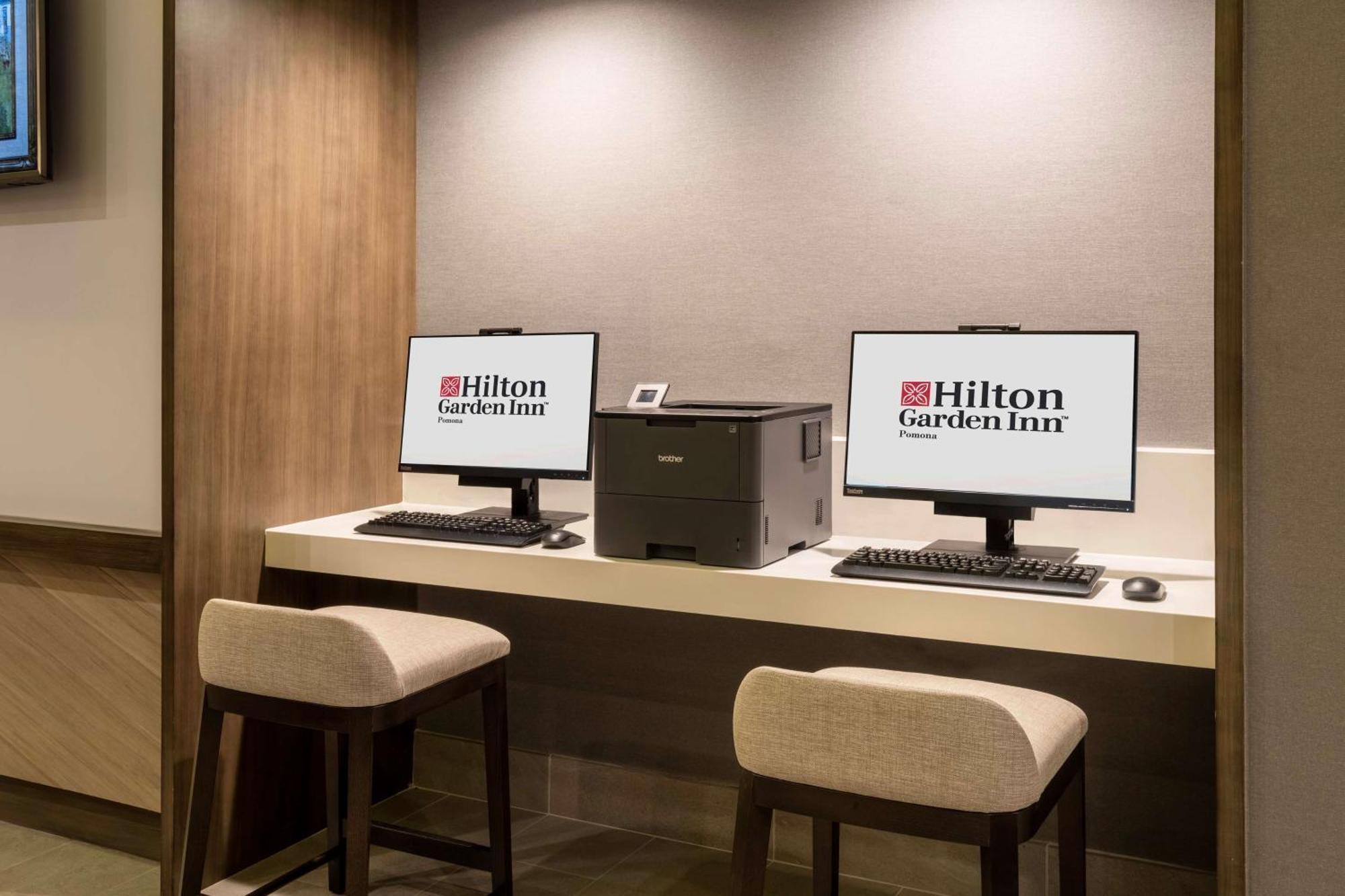Hilton Garden Inn Pomona, Ca المظهر الخارجي الصورة